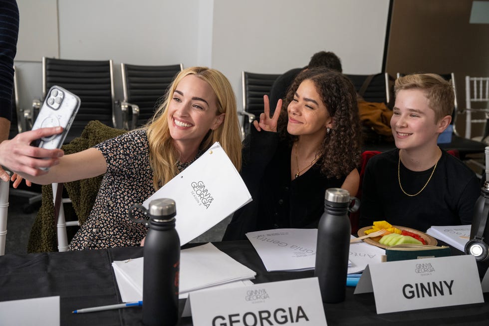 brianne howey antonia gentry diesel la torraca ginny and georgia season 3 table read