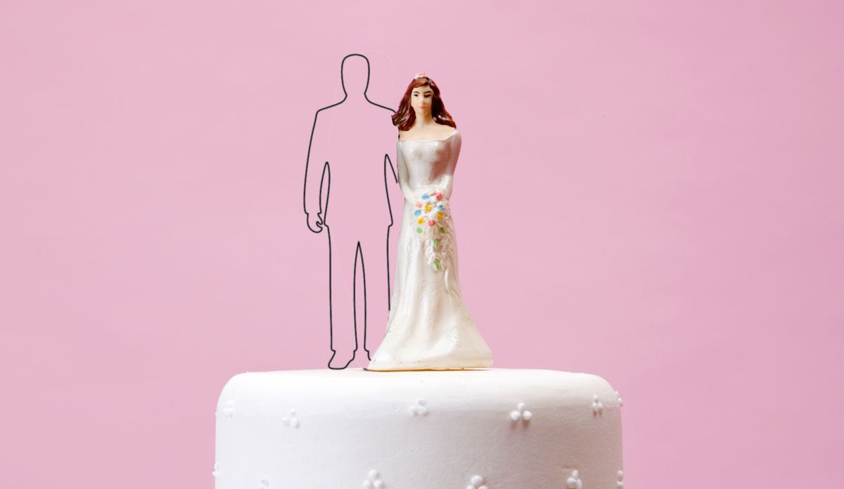 Pink, Cake decorating, Cake, Figurine, Icing, Fondant, Dress, Buttercream, Wedding cake, Torte, 