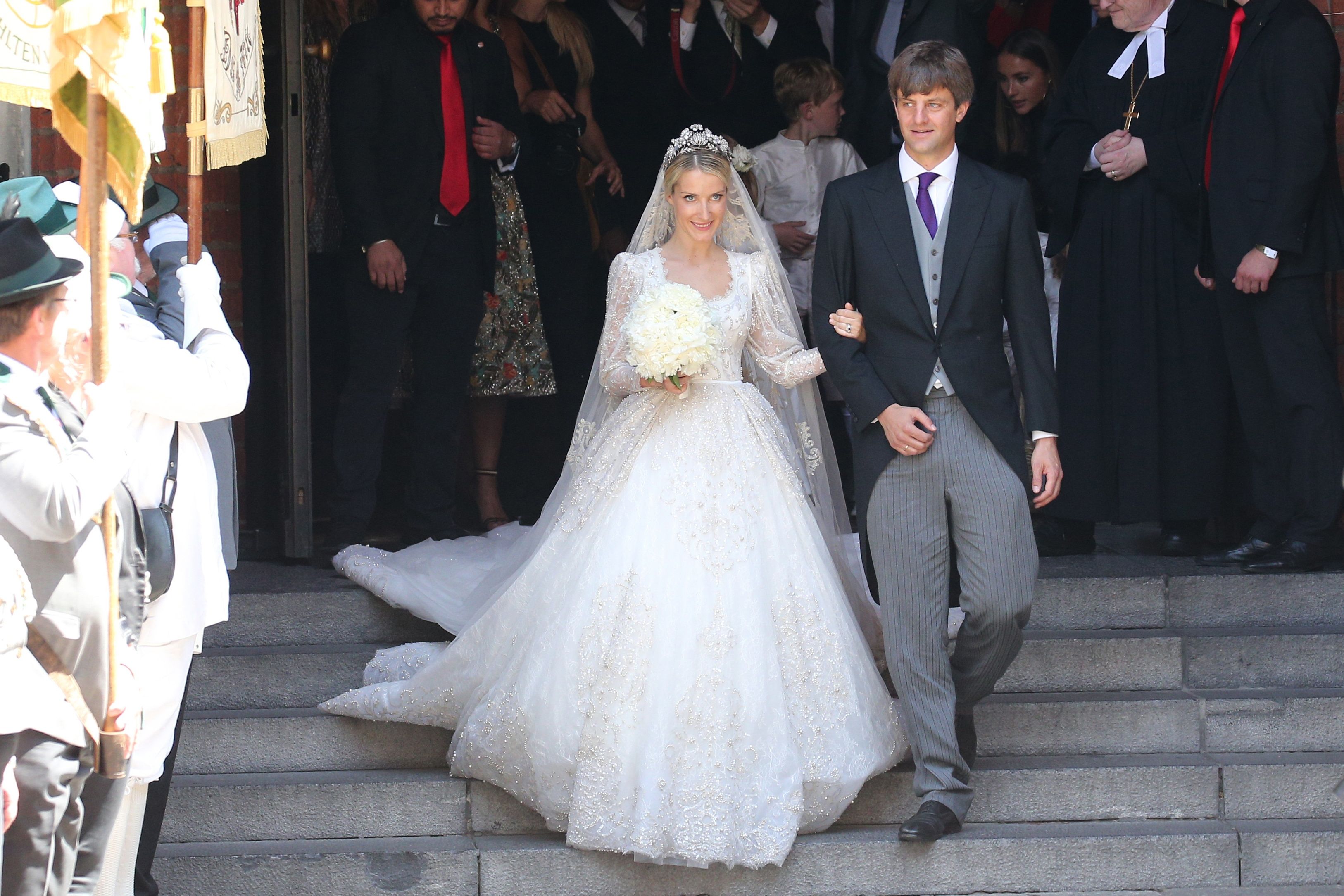 5 most expensive wedding dresses of all time