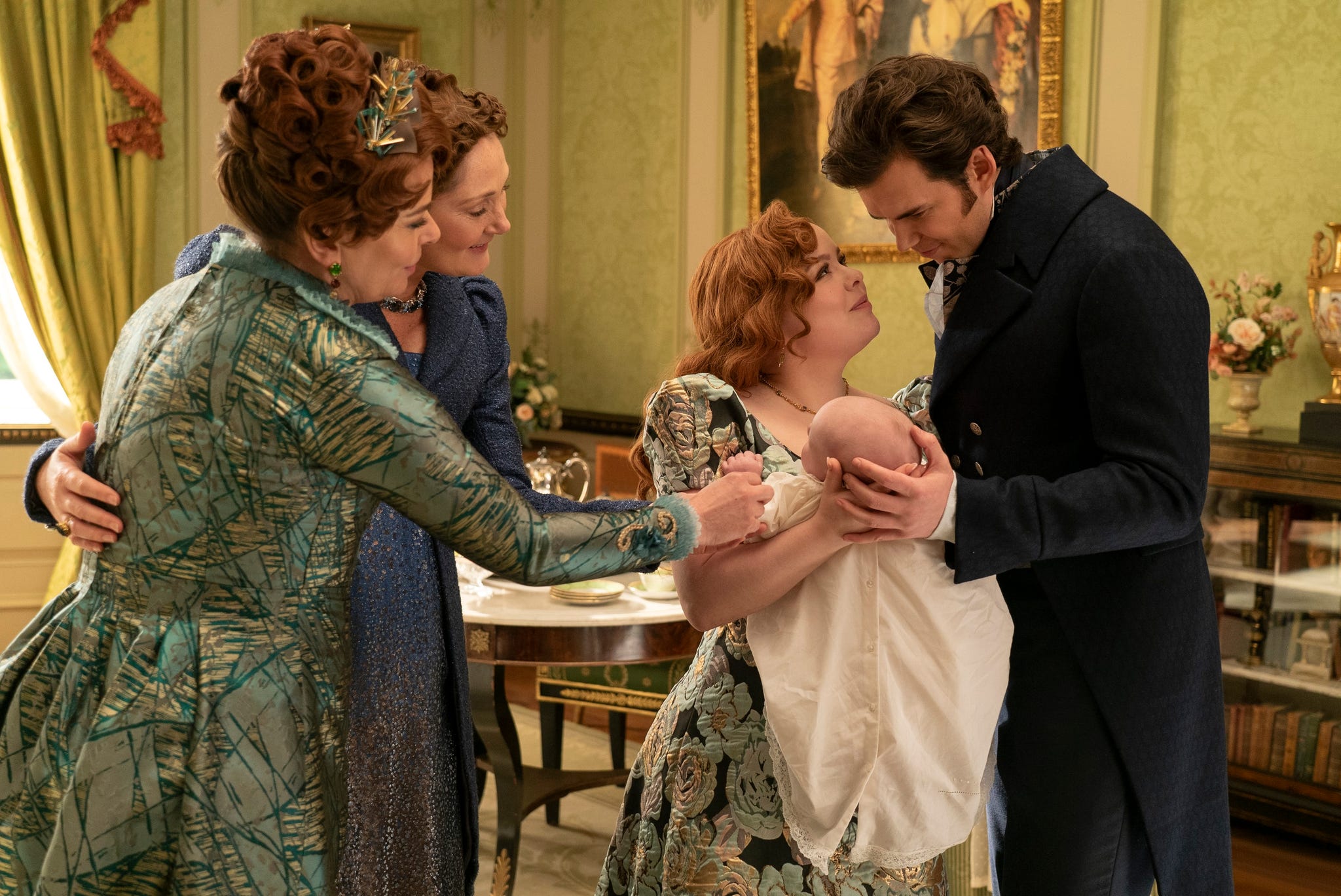 bridgerton l to r polly walker as lady portia featherington, ruth gemmell as lady violet bridgerton, nicola coughlan as penelope featherington, luke newton as colin bridgerton in episode 308 of bridgerton cr liam danielnetflix © 2024