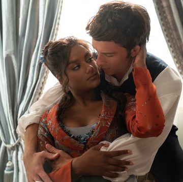 bridgerton season 3 photo showing simone ashley as kate and jonathan bailey as anthony in a passionate embrace