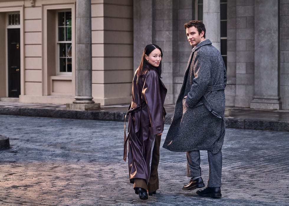 yerin ha as sophie baek, luke thompson as benedict bridgerton on the set of bridgerton season 4