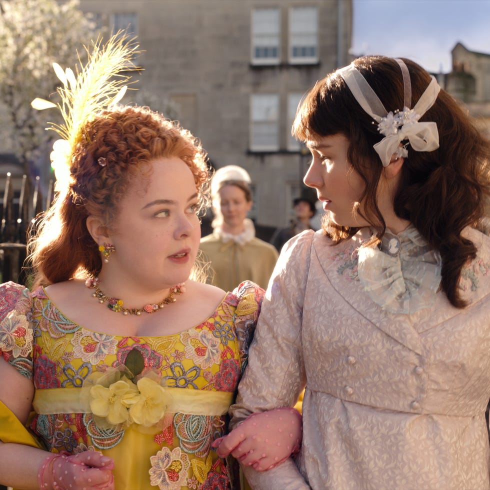 bridgerton l to r  nicola coughlan as penelope featherington and claudia jessie as eloise bridgerton in episode 102 of bridgerton cr courtesy of netflixnetflix © 2020