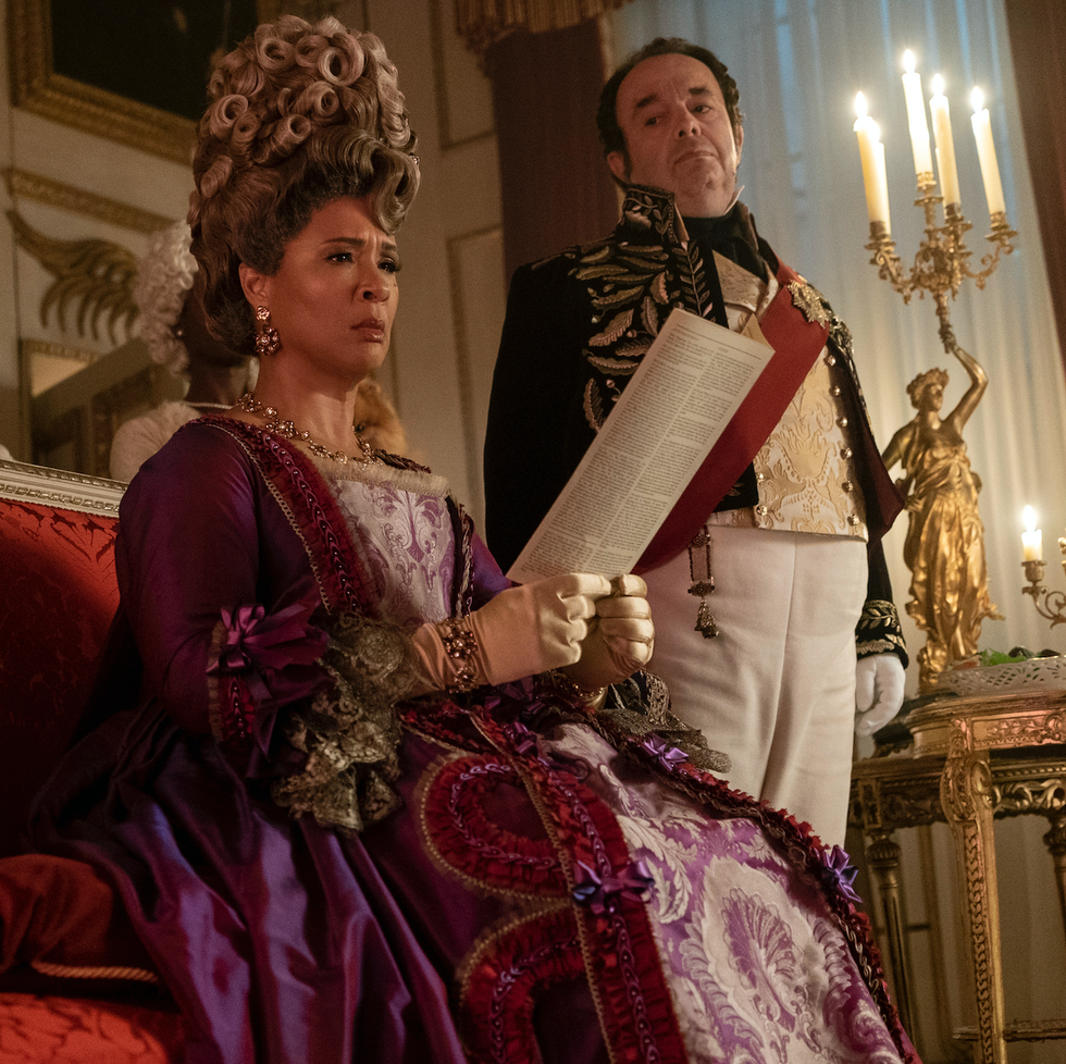 bridgerton l to r golda rosheuvel as queen charlotte, hugh sachs as brimsley in episode 207 of bridgerton cr liam danielnetflix cr 2022