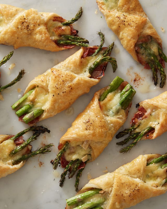 brie, asparagus, and prosciutto wrapped in puff pastry