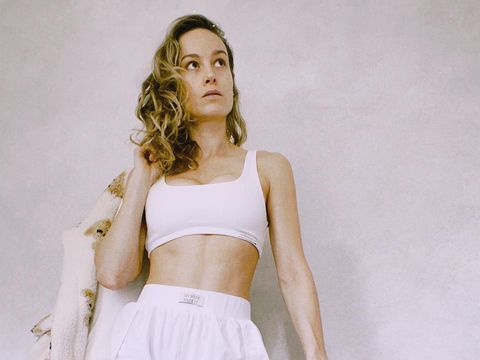 Brie Larson Flashes Washboard Abs In White Sports Bra On Instagram
