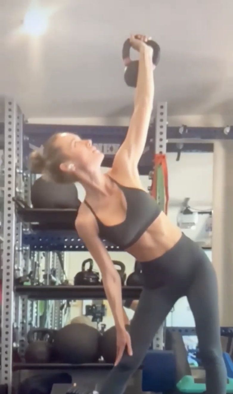 18 celebs who lift weights: Adele, Millie Mackintosh, Frankie Bridge