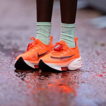 consigli allacciare scarpe corsa