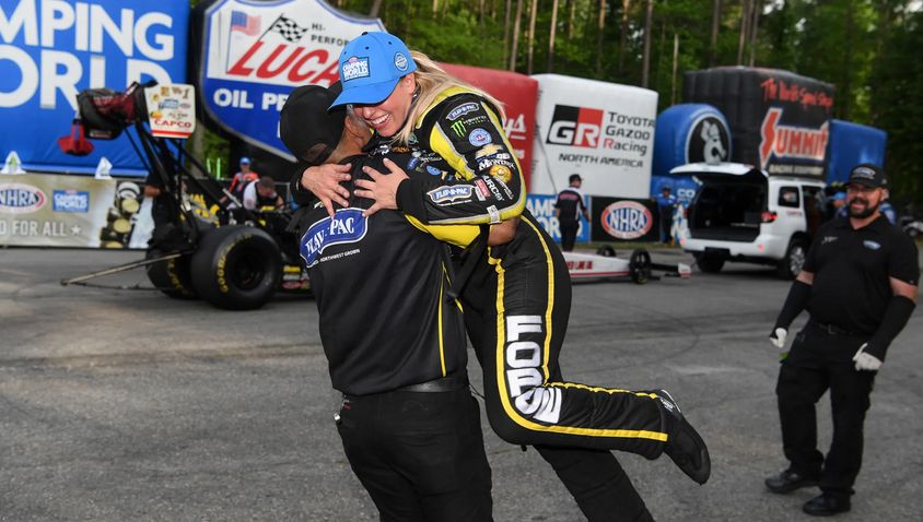 10 Cool Engines from the NHRA Virginia Nationals!