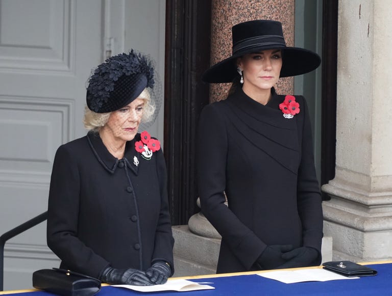 Kate Middleton Makes a Solemn Appearance at Remembrance Day Service