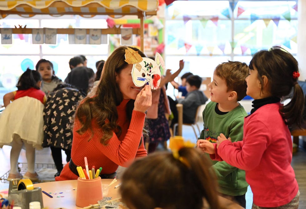 kate middleton at the nursery