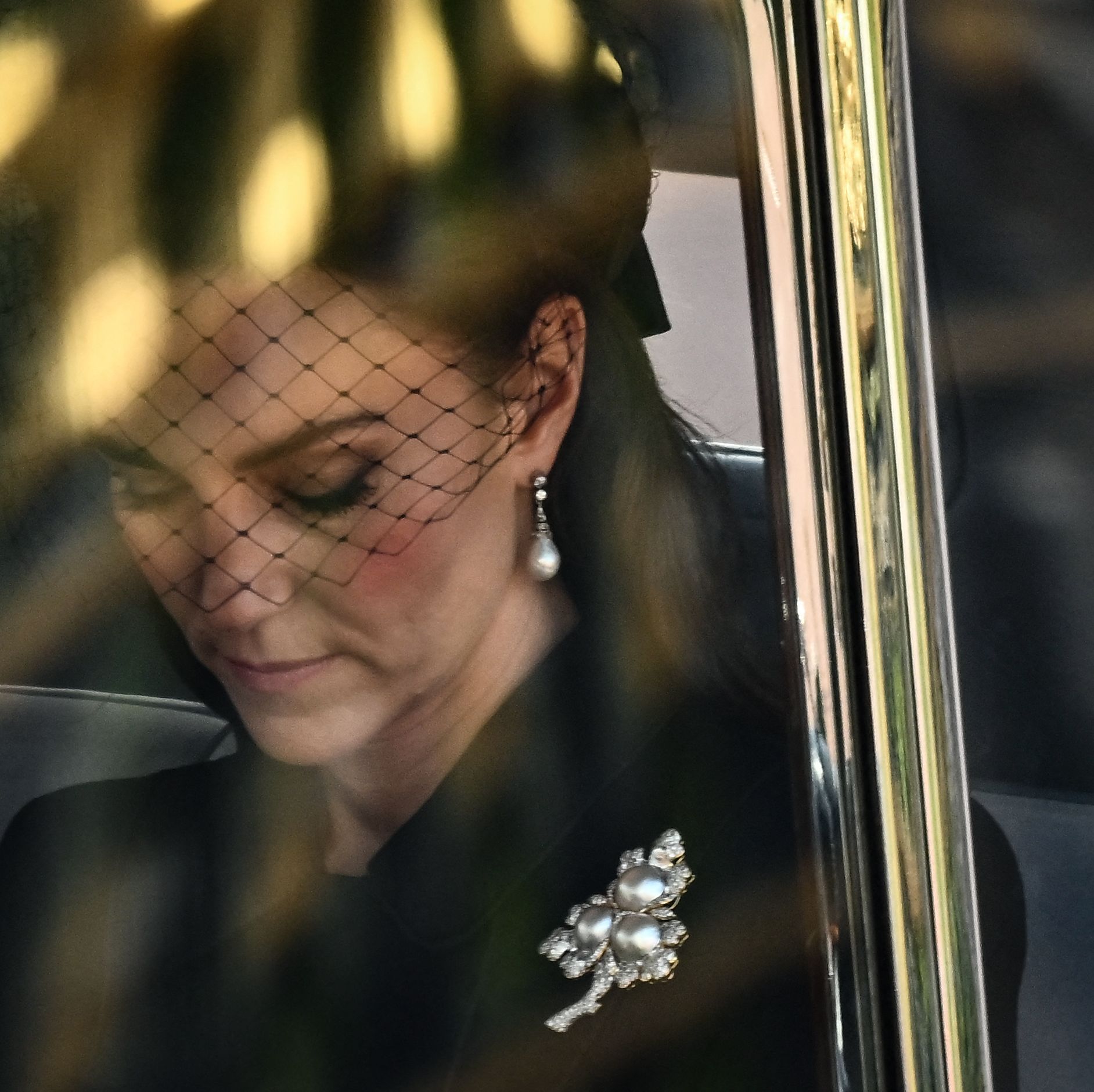 Kate Middleton Wears a Subtle Tribute to the Queen to See the Monarch Lie In State