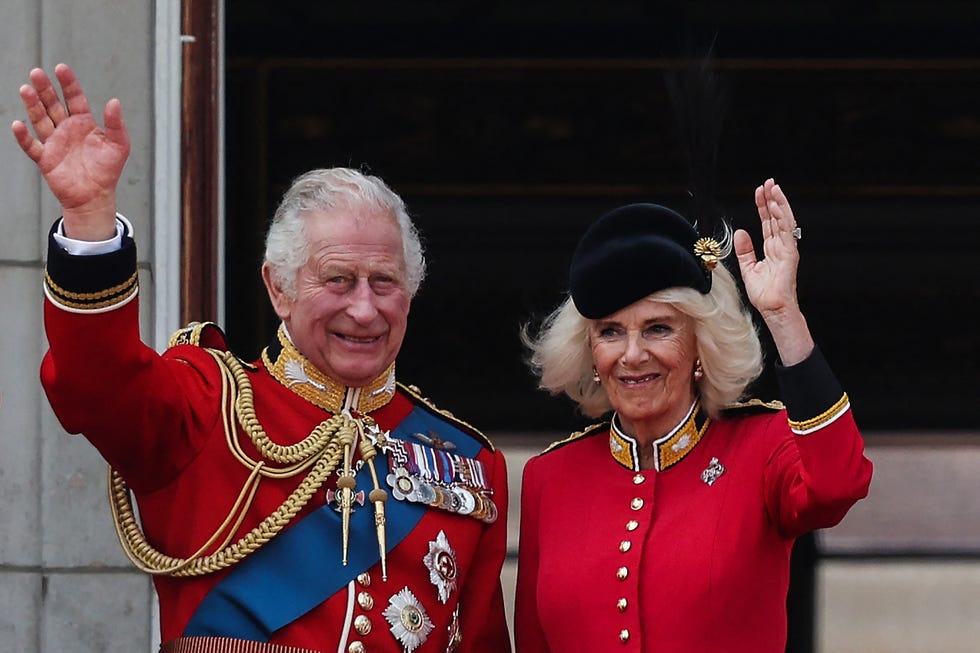 los reyes britanicos carlos iii y camila