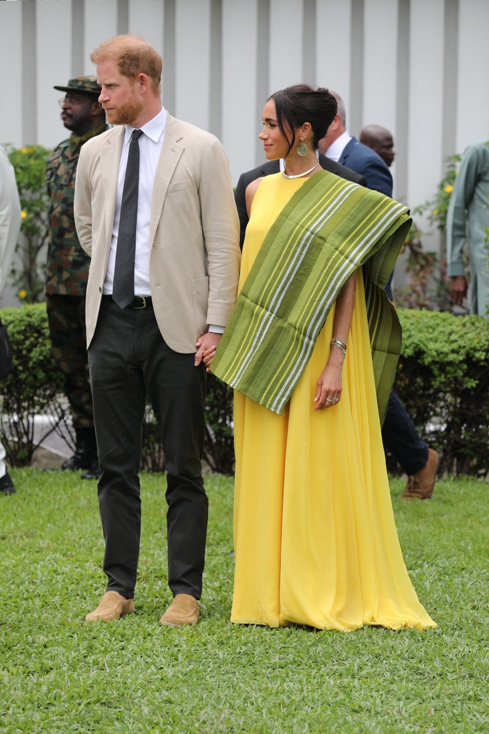 príncipe harry e meghan markle visitam a nigéria