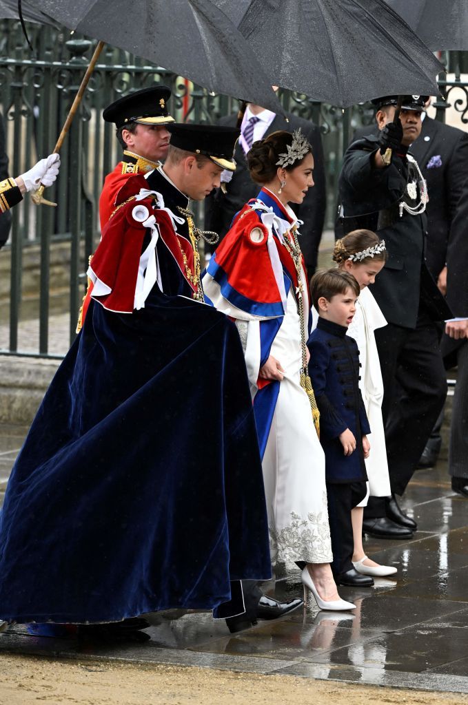 Why Didn't Kate Middleton Wear A Tiara To King Charles's Coronation?