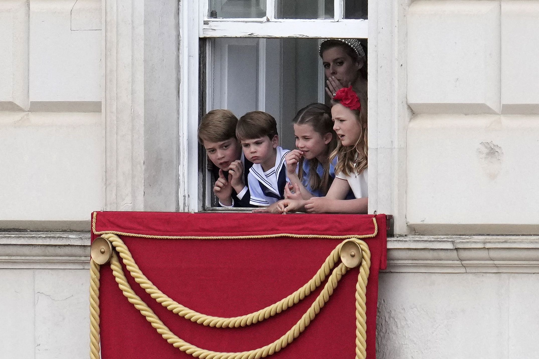 Princess Beatrice Just Arrived At Party At The Palace Wearing A Dark ...