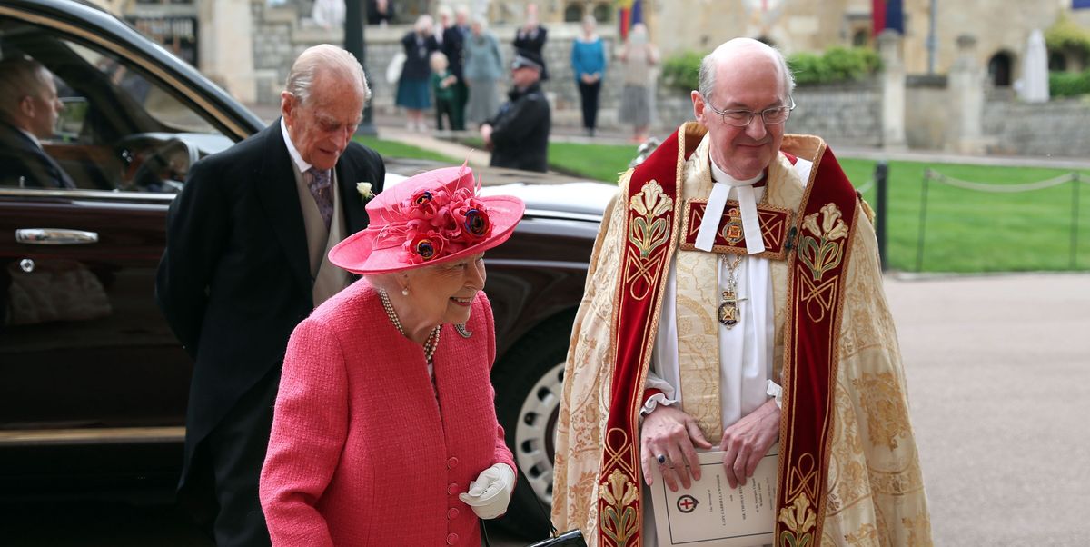 Queen Elizabeth II,glowed in a bright pink coat and floral dress at Royal  Windsor Cup Polo , 24 Jun 2019🌸 #queen #queenelizabeth #eliz