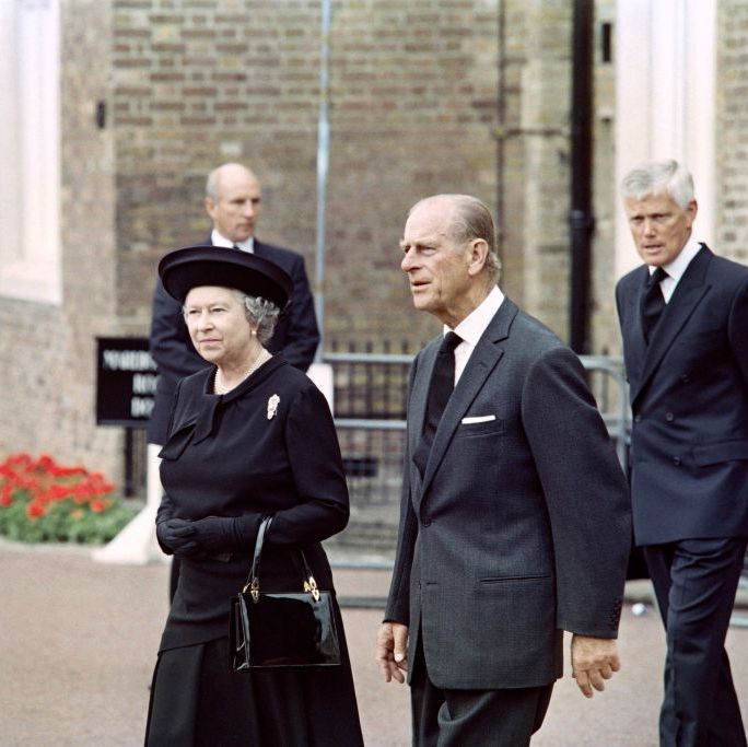 Read Queen Elizabeth's Actual Statement—and Huge Break in Royal Protocol—After Princess Diana's Death