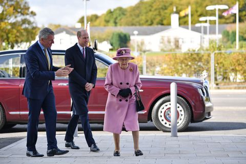 the queen and duke of cambridge visit dstl porton down