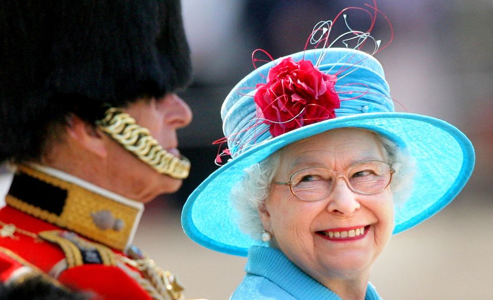 queen elizabeth trooping the colour