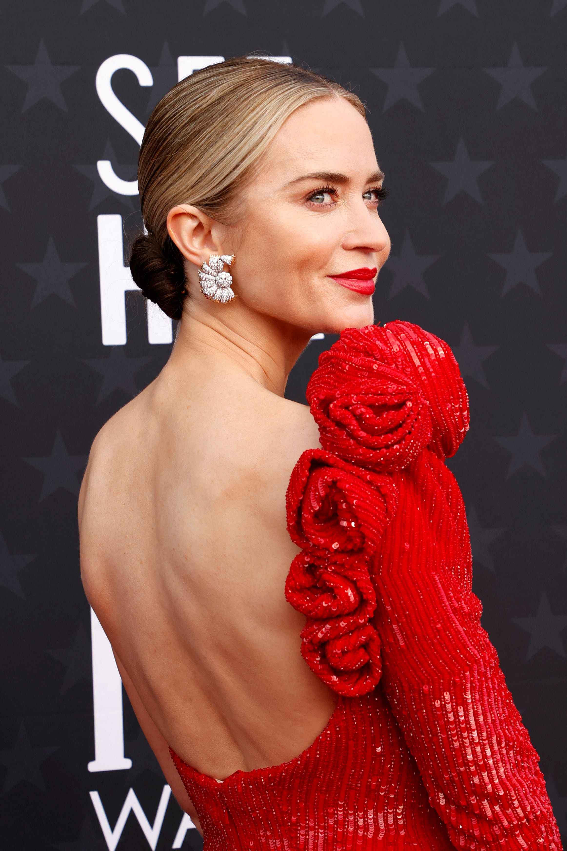 8. Critics' Choice Awards 2024: The Best (And Boldest) Dresses - 72k21hf