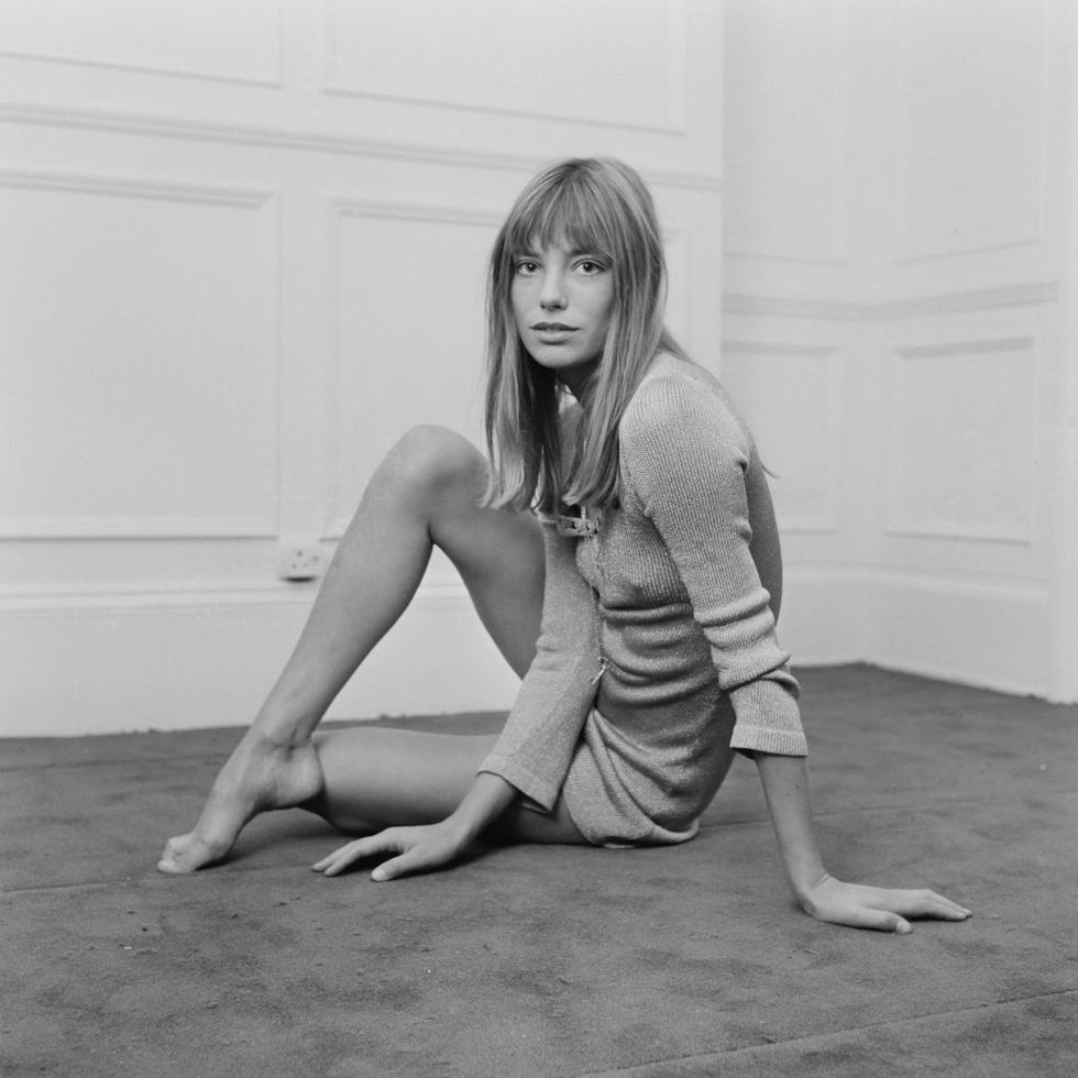 Great Outfits in Fashion History: Jane Birkin in Velvet Shorts in 1971 -  Fashionista