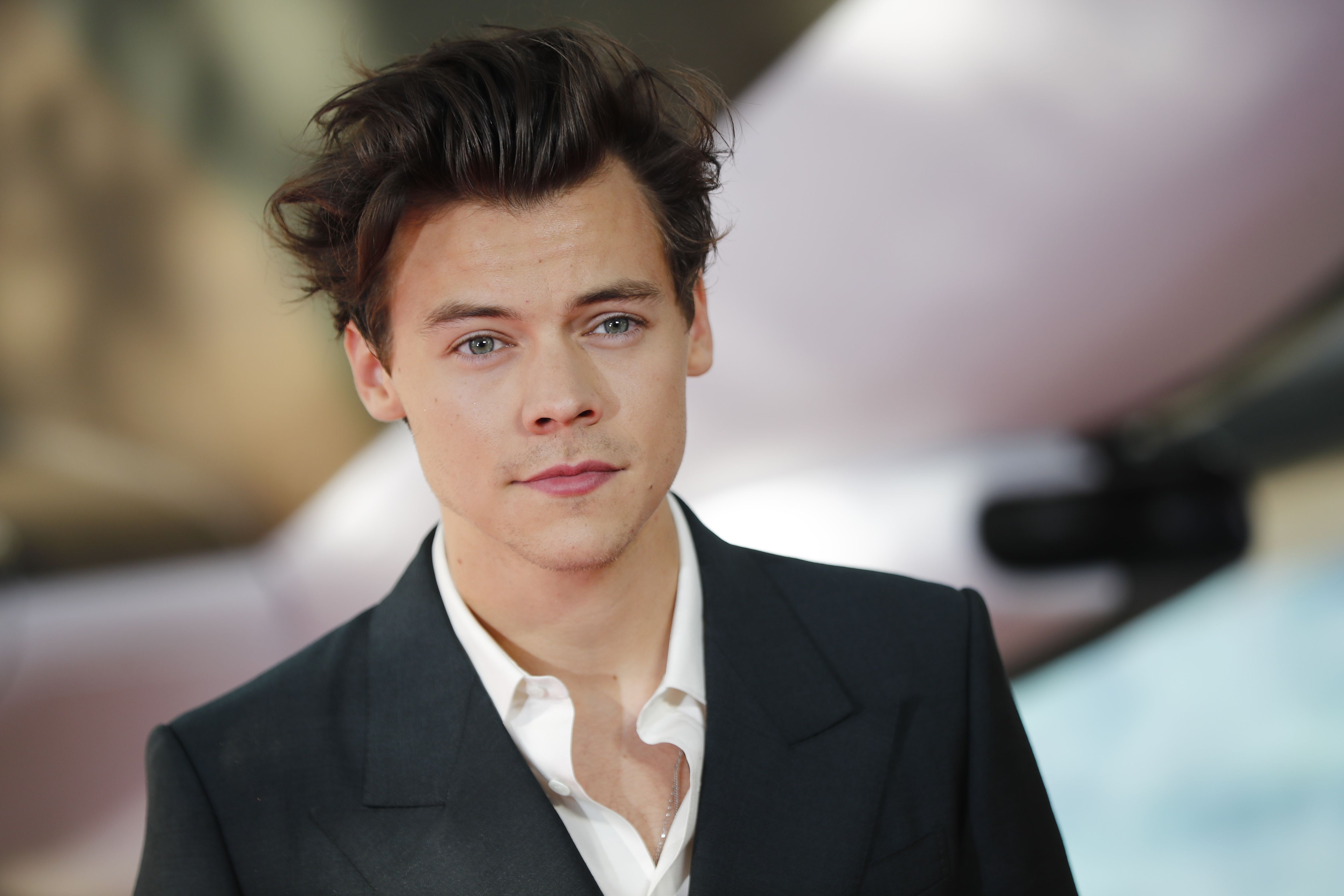 Harry Styles Cuts His Hair Short Ahead Of 'Don't Worry Darling' Filming -  Capital