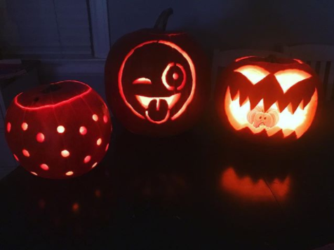 Jack-o'-lantern, trick-or-treat, Orange, Calabaza, Carving, Pumpkin, Lighting, Nightlight, Heat, Vegetable, 