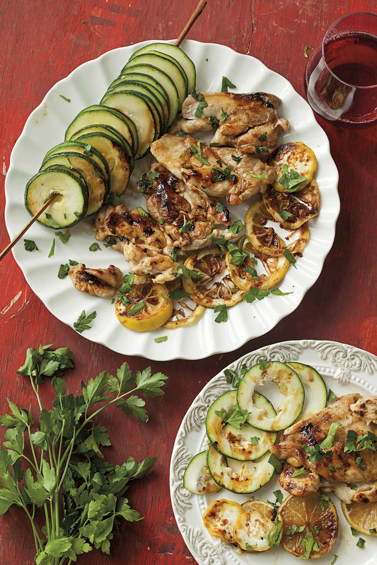 brocheta de calabacín y pollo al limón