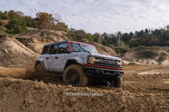 2022 Ford Bronco Raptor, a 400-HP Off-Roader, Never Skips Leg Day