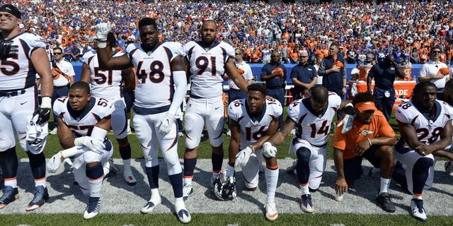 Bears players join Black Lives Matter protests before games across nation