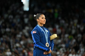 jordan chiles during the medal ceremony for the 2024 olympic games floor event