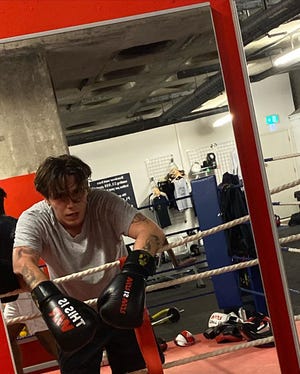 C. Tangana a lo Rocky Balboa en el videoclip de su nueva canción