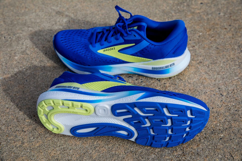 brooks adrenaline gts 24