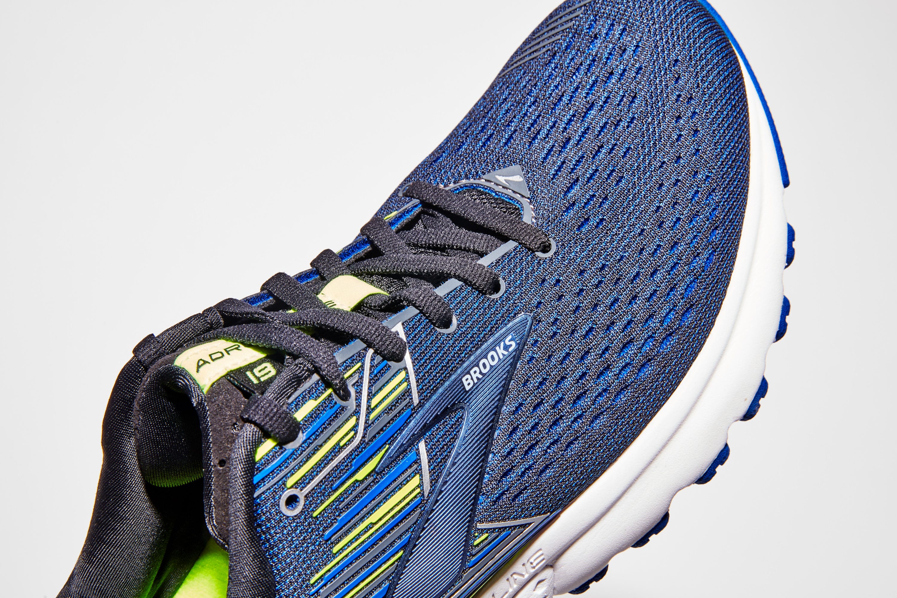 Brooks Adrenaline GTS 19