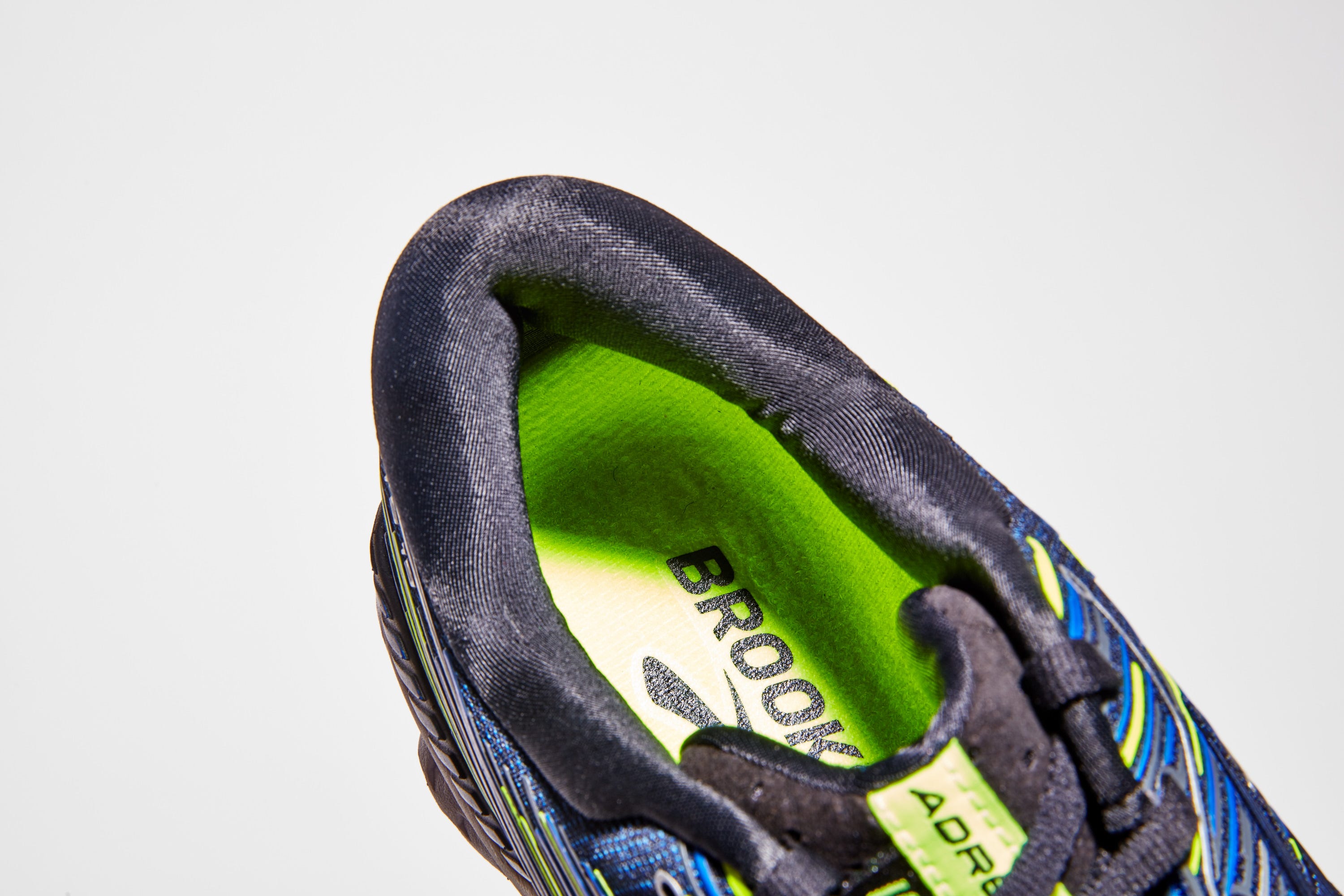 Brooks Adrenaline GTS 19