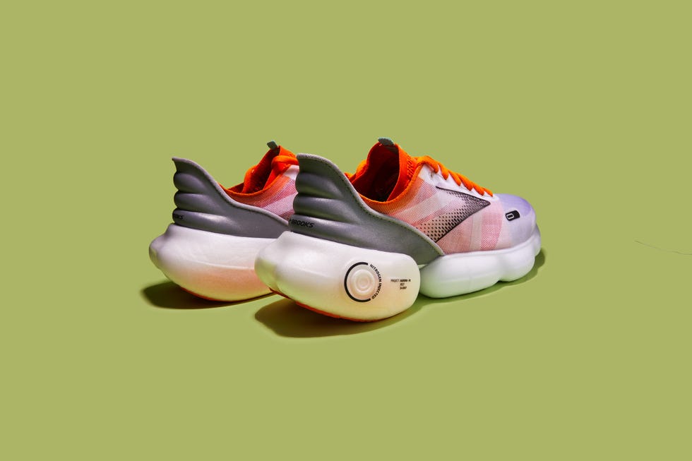 brooks aurora
