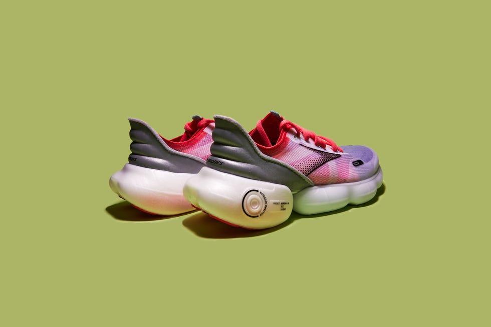 brooks aurora