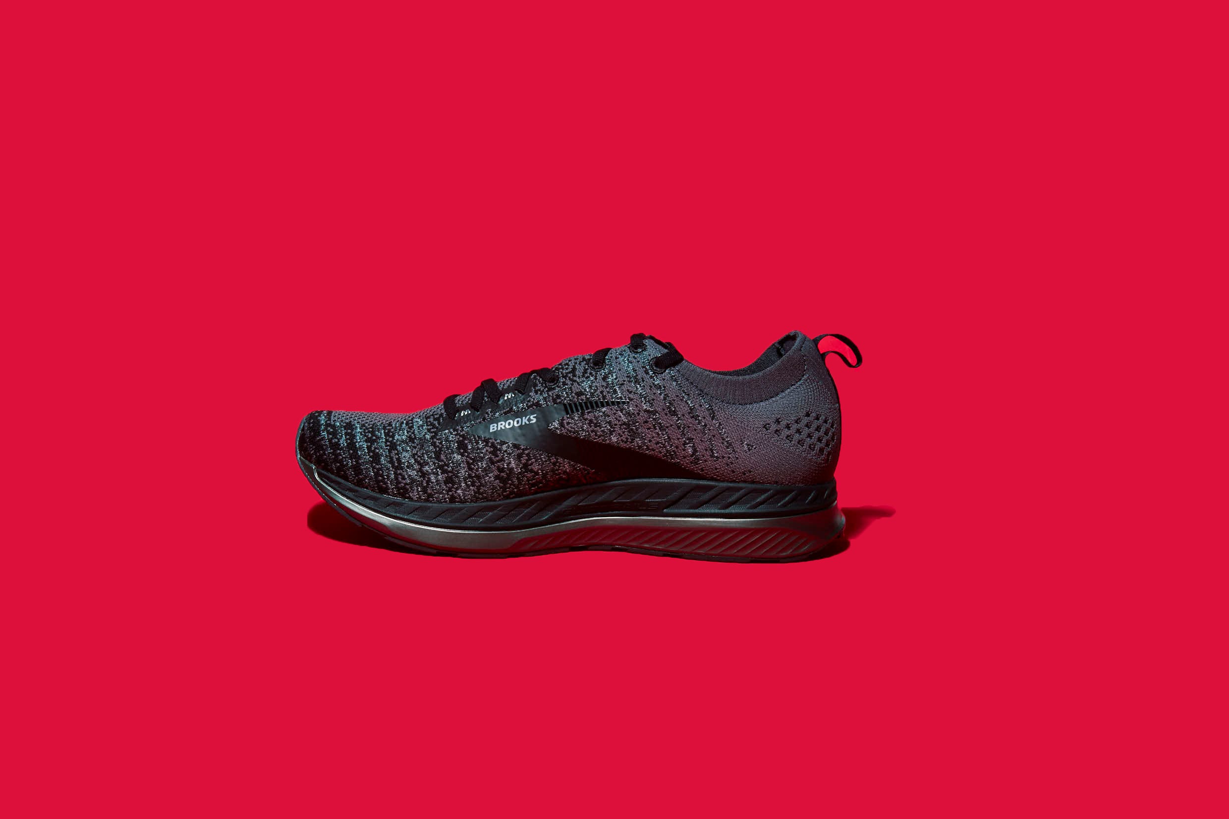Footwear, Shoe, Product, Sneakers, Outdoor shoe, Athletic shoe, Walking shoe, Carmine, Magenta, Brand, 