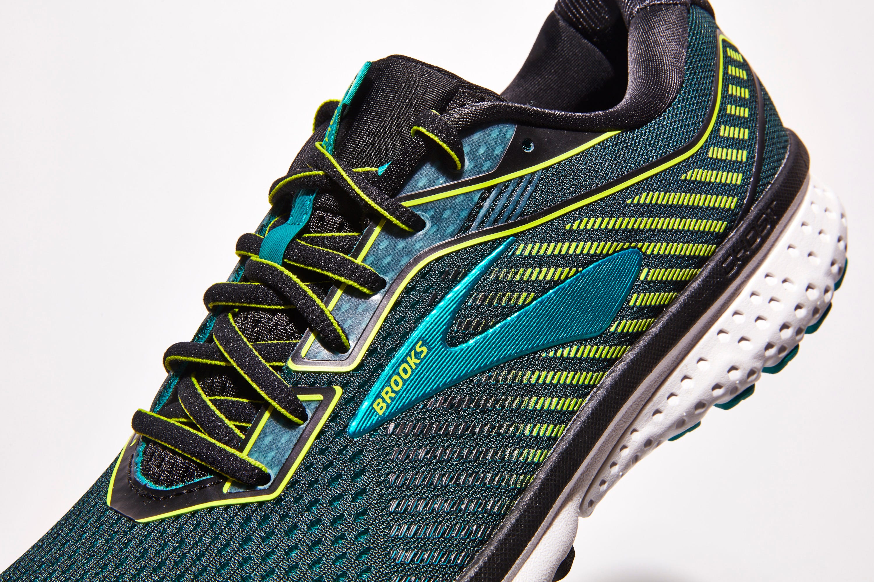 Brooks Ghost 12