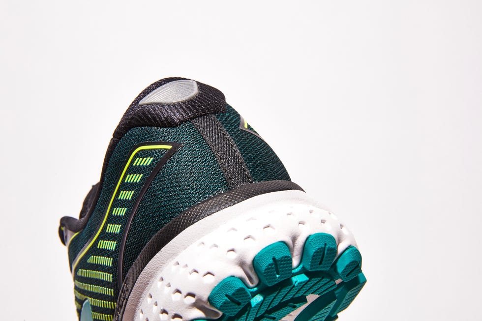 Brooks Ghost 12