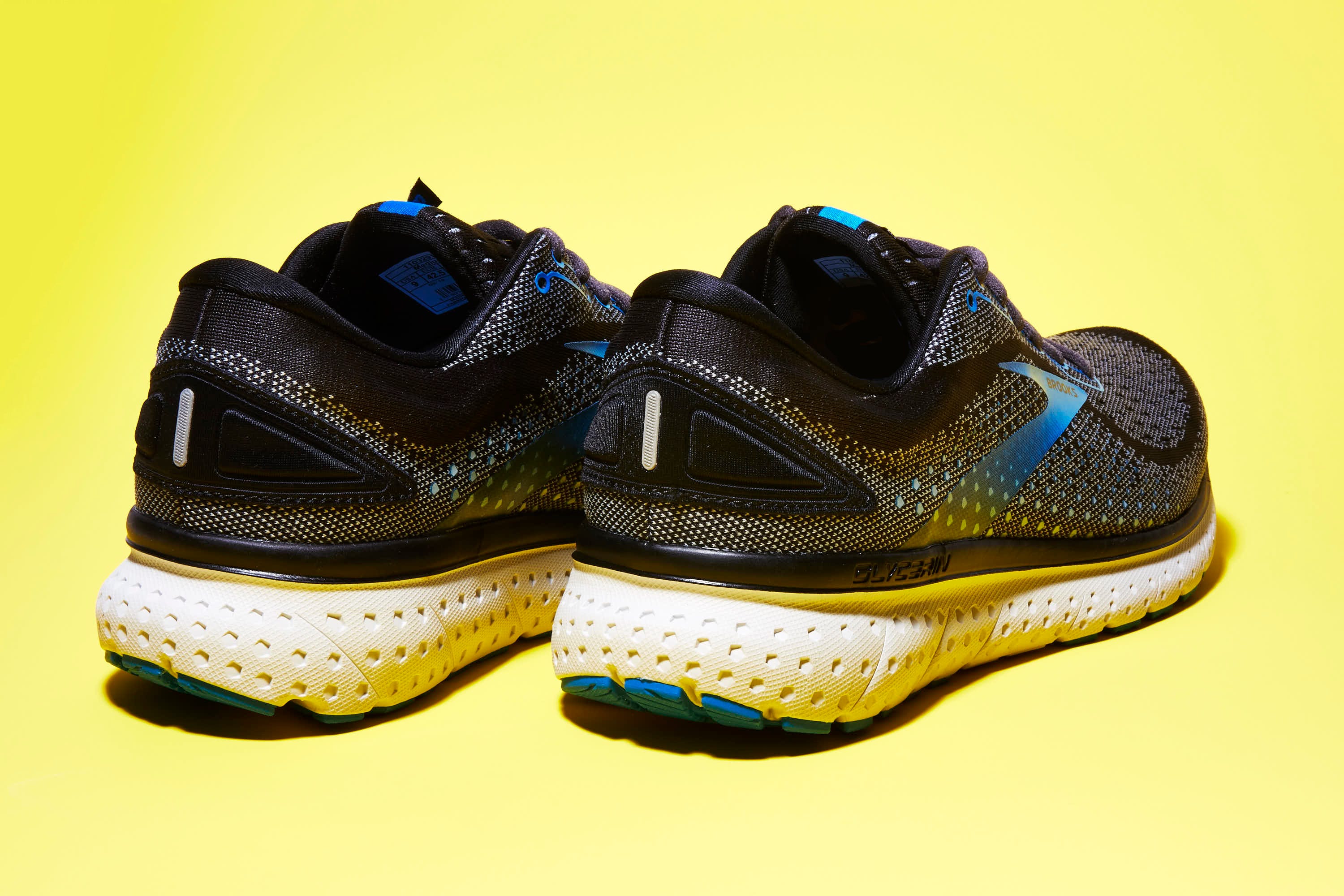 Shoe, Footwear, Outdoor shoe, Walking shoe, Blue, Running shoe, Cobalt blue, Yellow, Sportswear, Cross training shoe, 