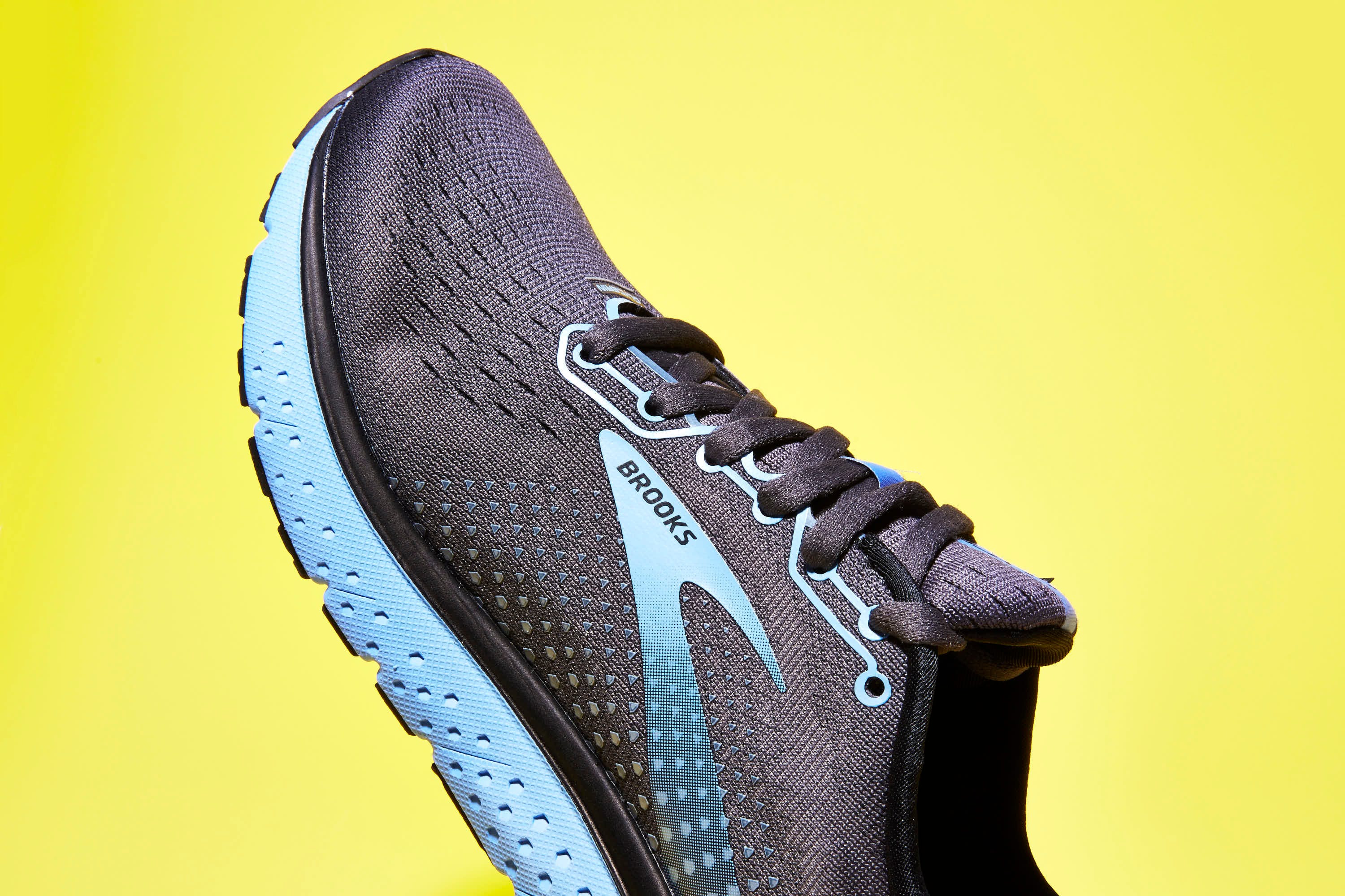 Footwear, Shoe, Yellow, Brown, Sneakers, Outdoor shoe, Nike free, Synthetic rubber, Athletic shoe, Walking shoe, 