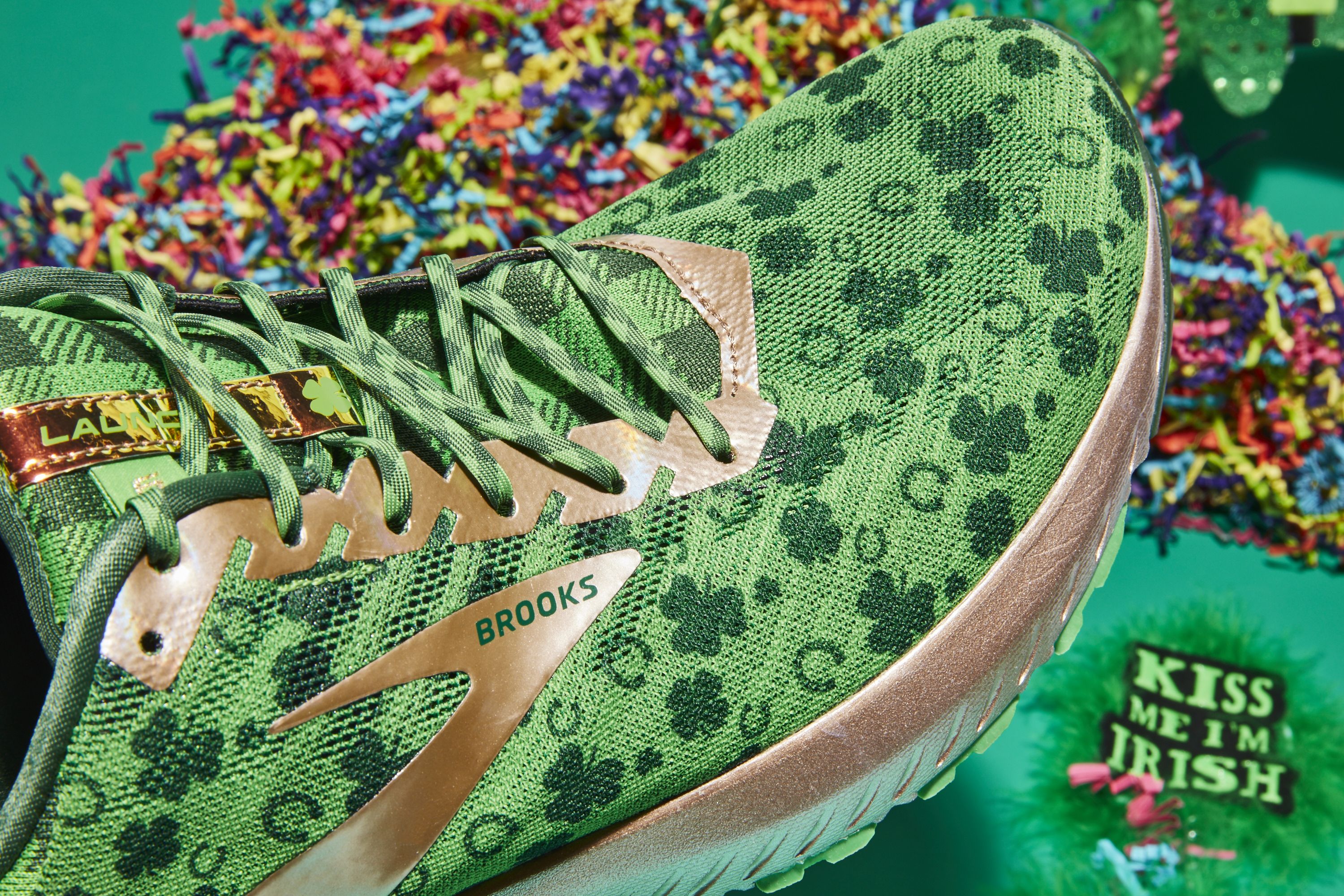 Brooks shamrock running store shoes