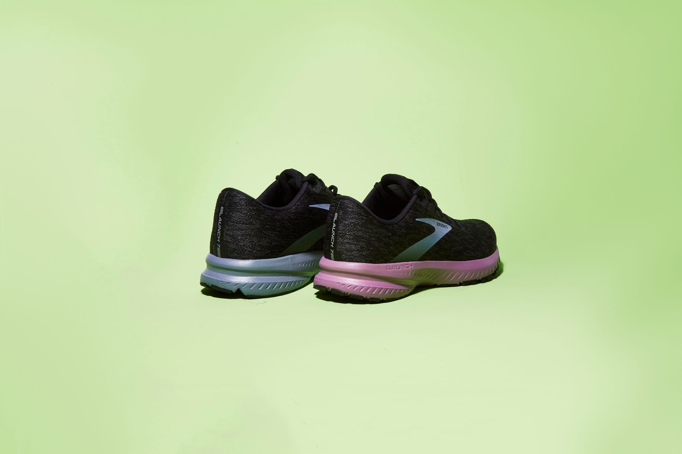 Footwear, Shoe, Sportswear, Purple, Violet, Product, Walking shoe, Sneakers, Athletic shoe, Outdoor shoe, 