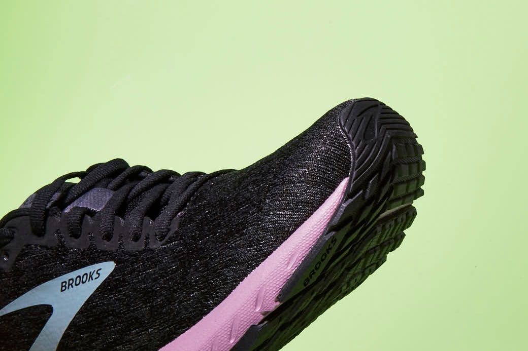 Footwear, Black, White, Shoe, Sportswear, Violet, Purple, Synthetic rubber, Outdoor shoe, Athletic shoe, 