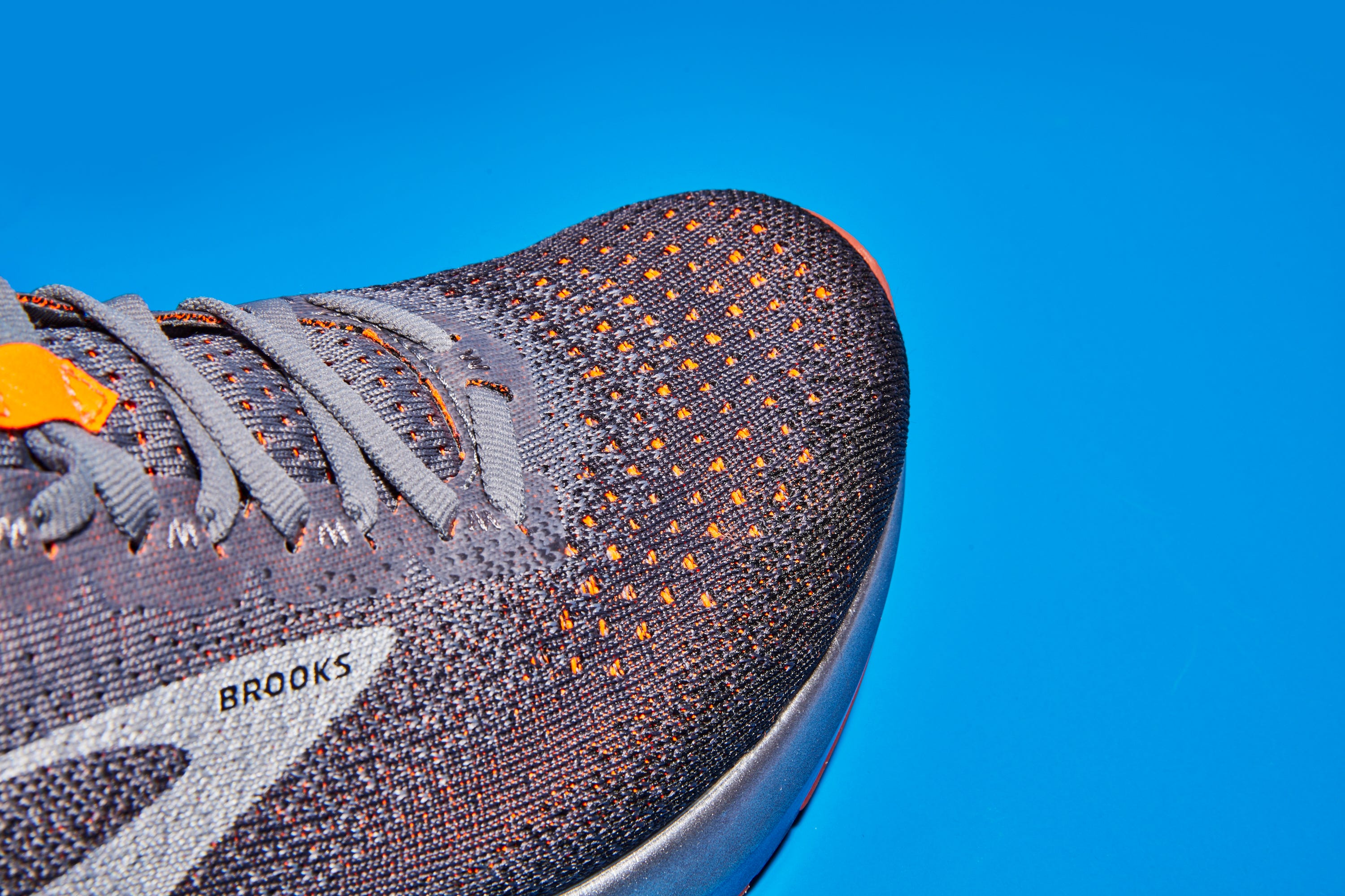 Brooks Levitate 2