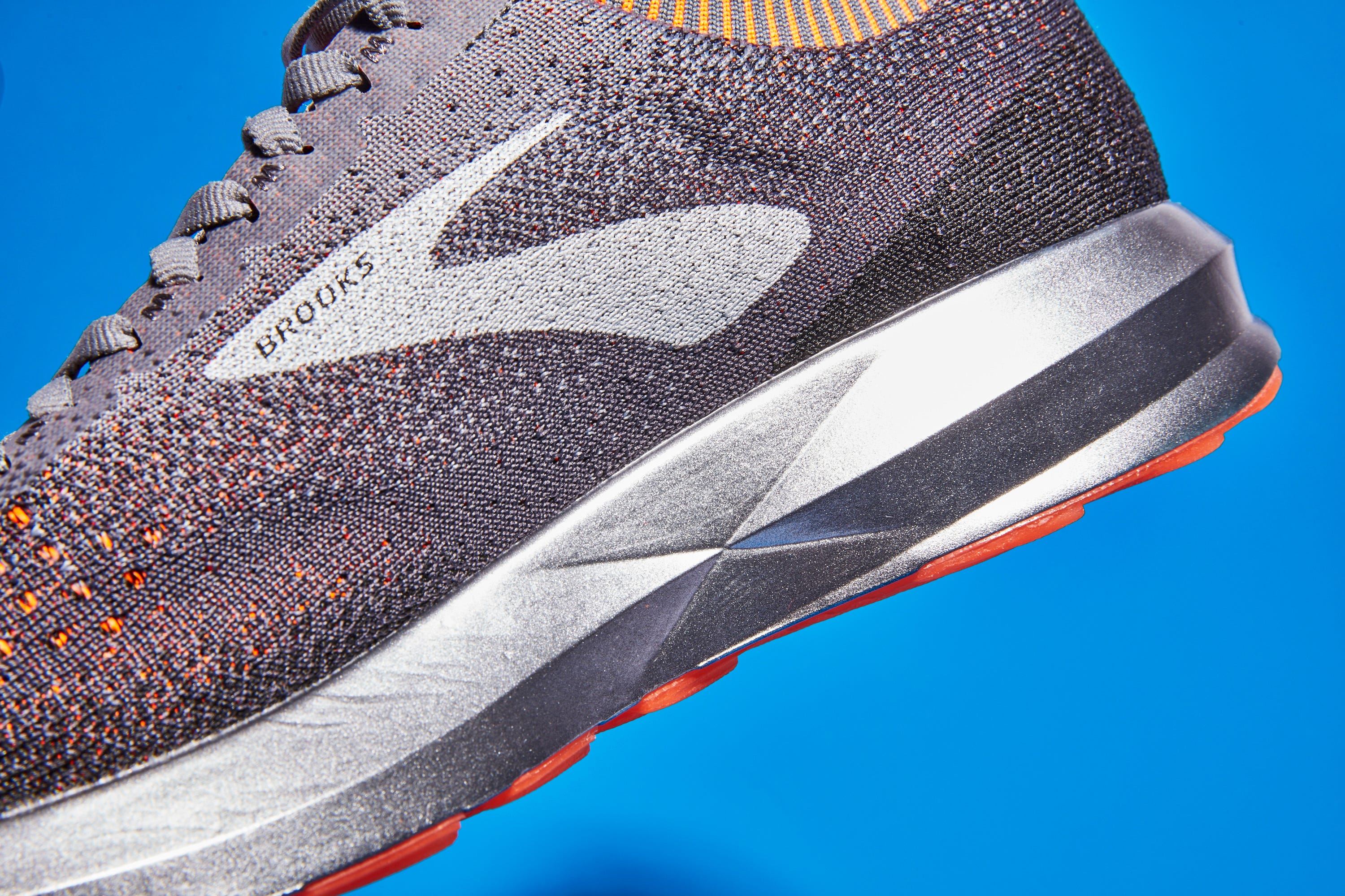 Brooks Levitate 2