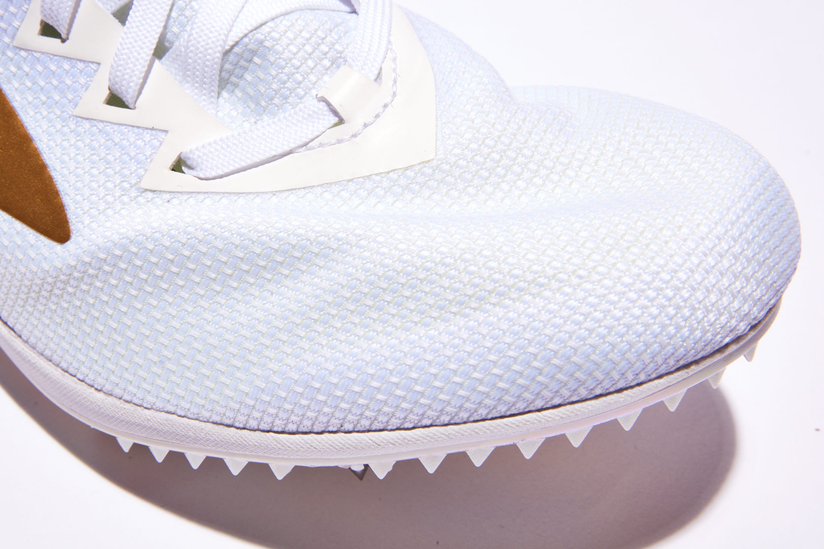 White, Footwear, Product, Shoe, Athletic shoe, 