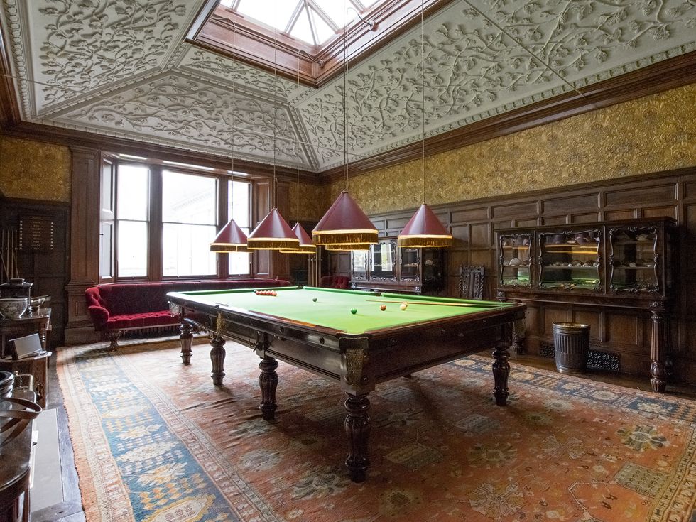 Broughton Hall - Yorkshire - billiards - cottages.com